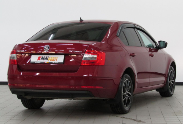 ŠKODA Octavia 2018 года с пробегом 85 952 км, фото 6