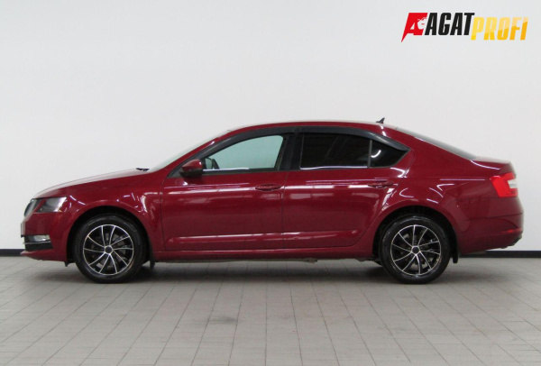 ŠKODA Octavia 2018 года с пробегом 85 952 км, фото 2