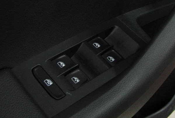 ŠKODA Octavia 2018 года с пробегом 85 952 км, фото 24